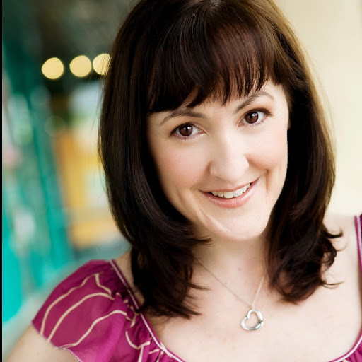 Julia Gregory Photo 23