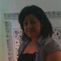 Elizabeth Caro Photo 9