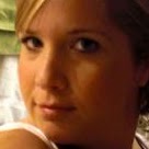 Stephanie Fields Photo 25