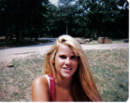 Michelle Oliver Photo 9