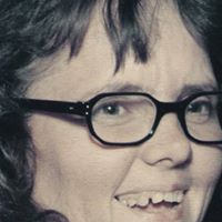 Linda Vance Photo 22
