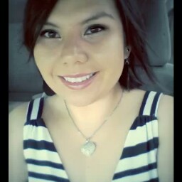 Sarah Salas Photo 32
