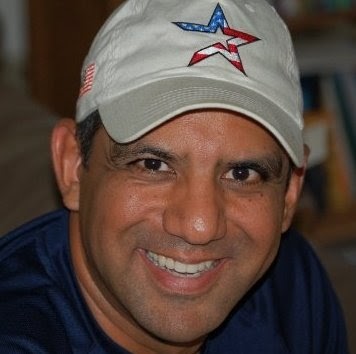 Rene Rivera Photo 8