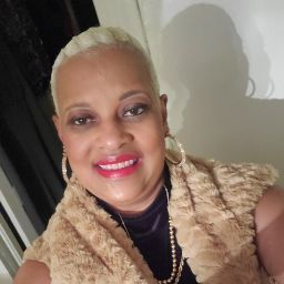 Jacqueline Lyles Photo 1