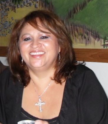 Anna Gonzales Photo 32