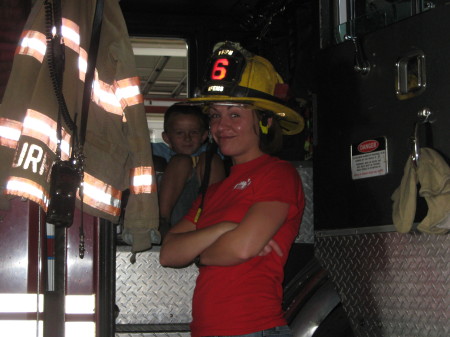 Emily Abbott Photo 6