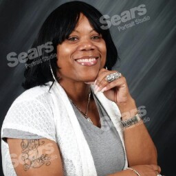 Felicia Davis Photo 9