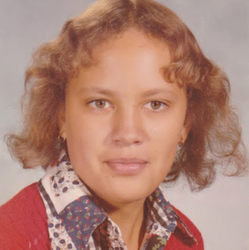Annette Marshall Photo 26