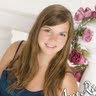 Elizabeth Beale Photo 26