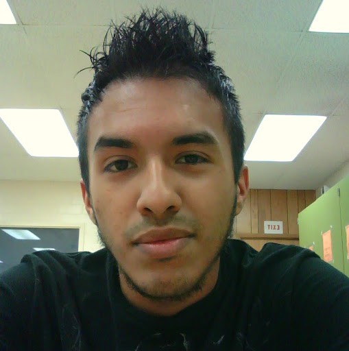 Ernest Perez Photo 31