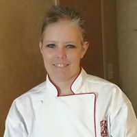 Jennifer Stanford Photo 28