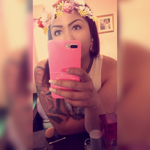 Leslie Salinas Photo 5