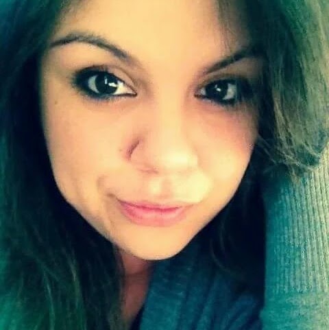 Stephanie Robles Photo 40