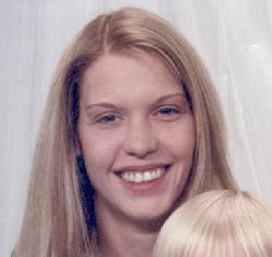 Amy Elder Photo 15