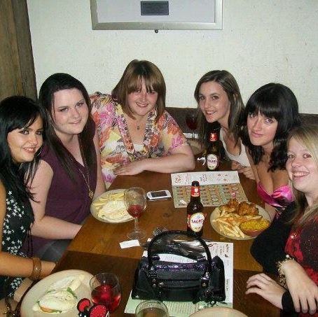 Toni Richards Photo 19