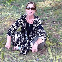 Lynda Cook Photo 31