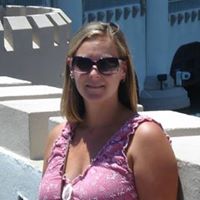 Julie Mcdaniel Photo 32