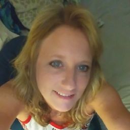 Michelle Graves Photo 7