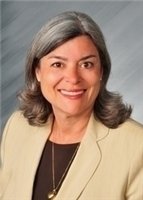 Elizabeth Kennedy Photo 1
