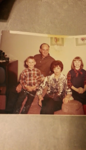 Joan Warren Photo 16