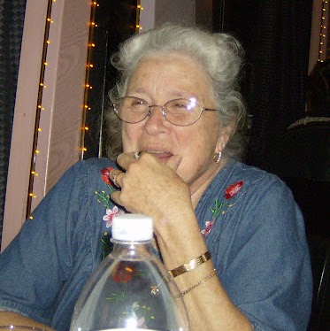 Helen Ray Photo 33