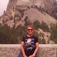 Shelly Hansen Photo 4