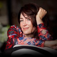 Melanie Simon Photo 19