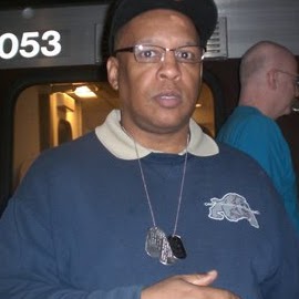 Derrick Rhodes Photo 28