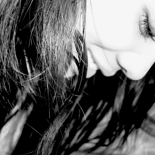 Rossana Gonzalez Photo 9