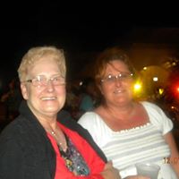 Kelly Wells Photo 35