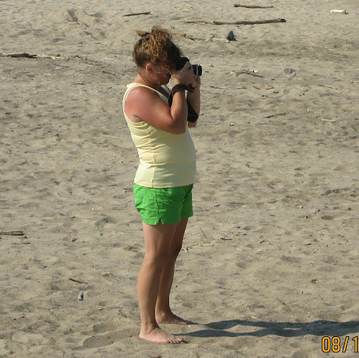 Stephanie Rhoades Photo 33