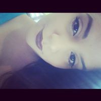 Caroline Hernandez Photo 50
