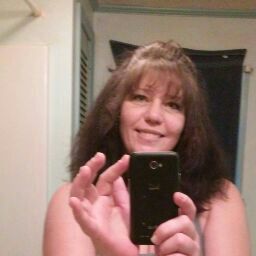 Lori Watts Photo 26