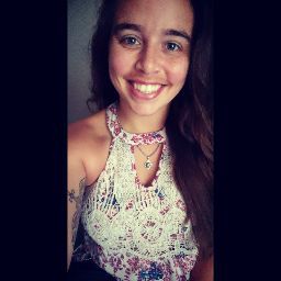 Victoria Reyes Photo 9