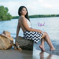 Yazmin Acosta Photo 25