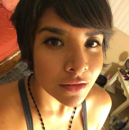 Lucy Guzman Photo 22