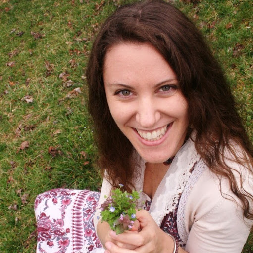 Lisa Gregory Photo 6