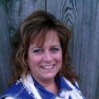 Theresa Richards Photo 38