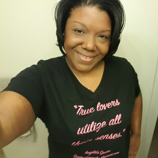 Angela Scott Photo 55