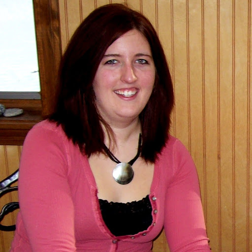 Amy Russell Photo 18