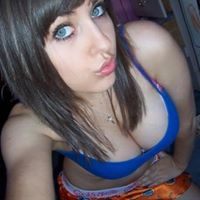 Angelina Wood Photo 16