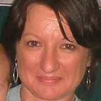 Catherine Reynolds Photo 27
