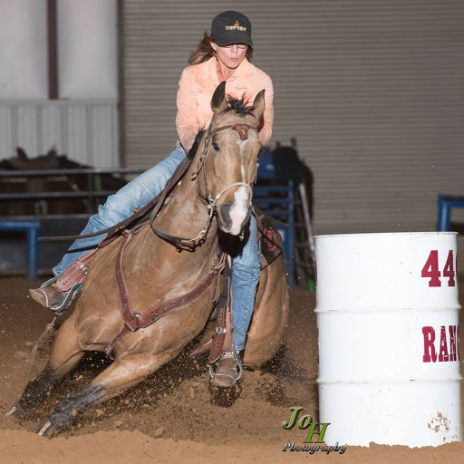 Jolene Jones Photo 39