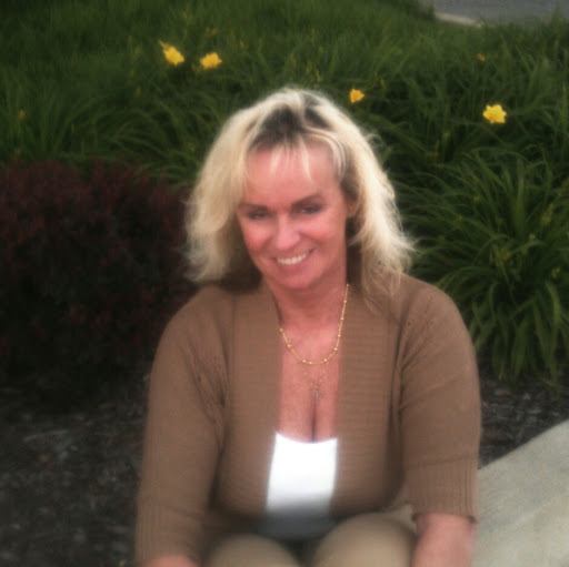 Vicki Knight Photo 31