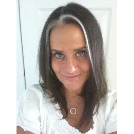 Amy Norton Photo 16