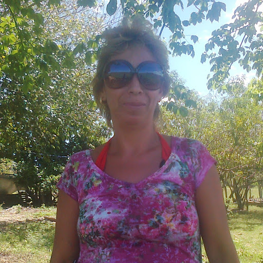Elsa Vargas Photo 9