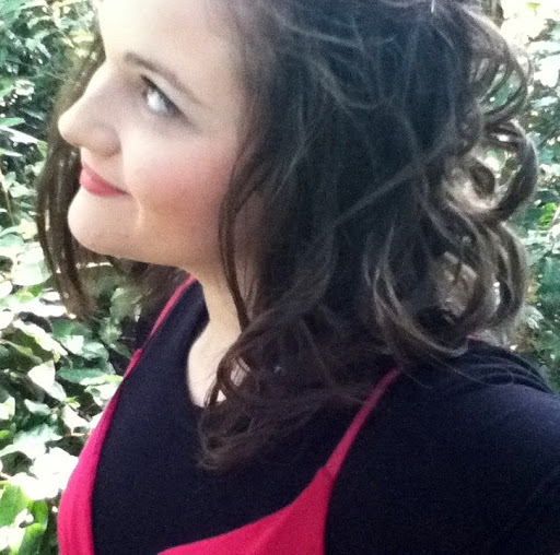 Amanda Martin Photo 57