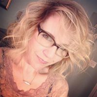 Jennifer Devries Photo 21