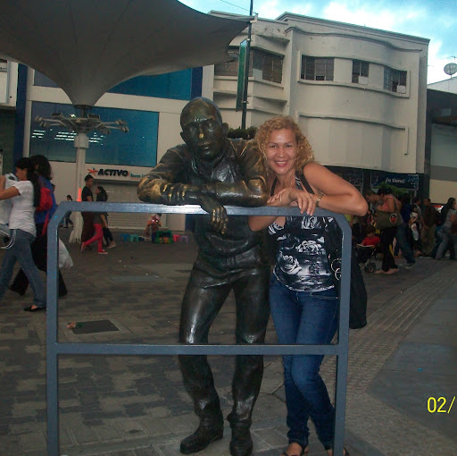 Marilyn Mendez Photo 34