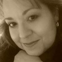 Jennifer Hankins Photo 24